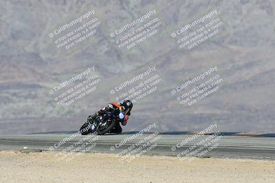 media/Dec-07-2025-CVMA (Sun) [[3e7d2de5dc]]/Race 7-Formula Lightweight Twins Shootout/